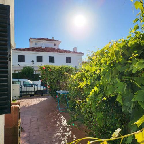 Casa Amplia Adosada Al Lado De La Playa