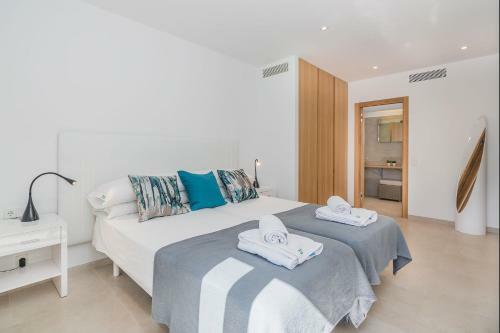 Luxury New Villa With Fabulous Sea Views