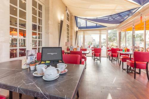 Hotel H�tel De Paris