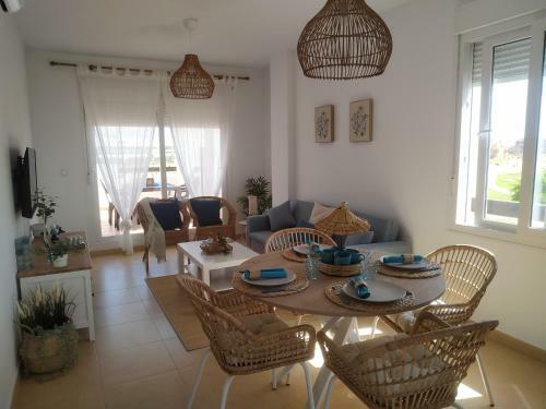 Fabuloso Apartamento Costero Con Piscina