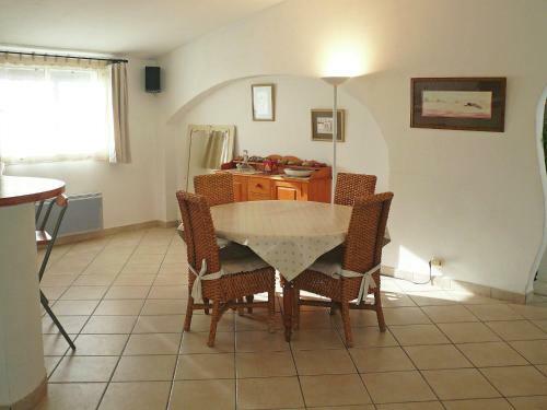 Holiday Home Raissac Raissac D Aude