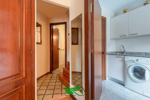 Vivienda Vacacional Bajando De La Gu�a