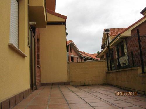 Apartamento Bajo Con Jard�n - Valle Del Saja
