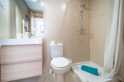 Stunning 2 Bedroom 2 Bathroom Town House - Ce7lt