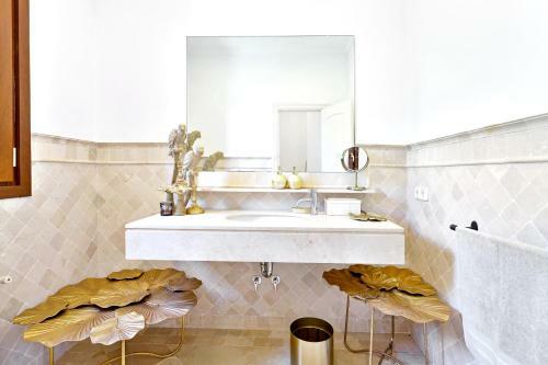 Yolo Spaces - Sotogrande - White House Villa