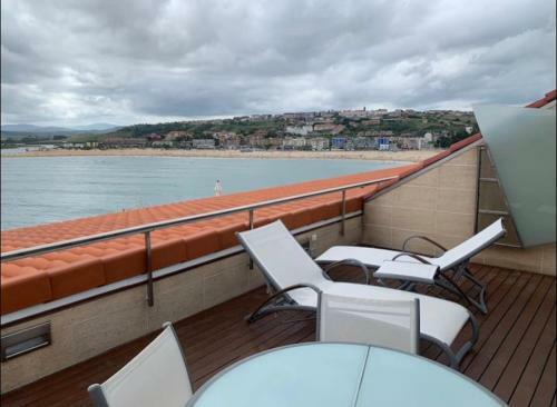 Apartamento Piso Sobre Mar Junto Al Faro De Suances