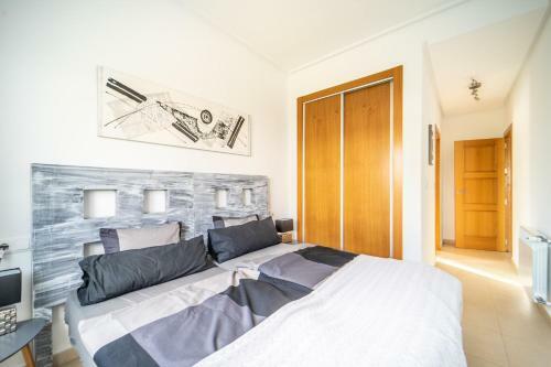 Villa With Hot Tub And Private Pool - Pa9lt
