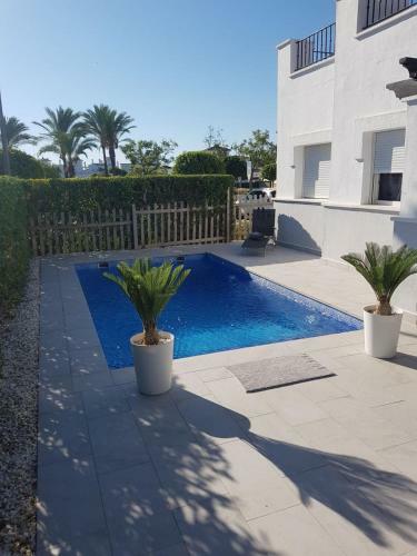 Villa With Hot Tub And Private Pool - Pa9lt