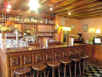 Hotel Logis Auberge � La T�te De Lard