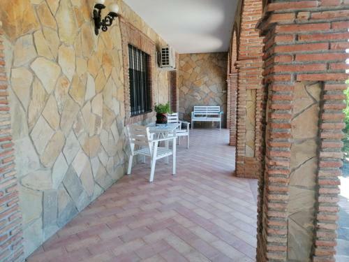 Charming House With Pool & Barbecue