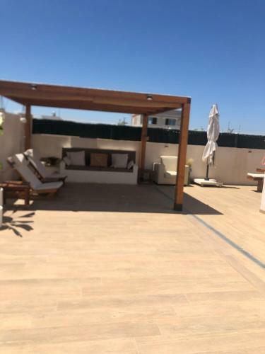 Villa Luxury House With Pool, Near The Beach