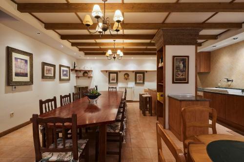 Tuapartamento - Casa En Pantano De Yesa