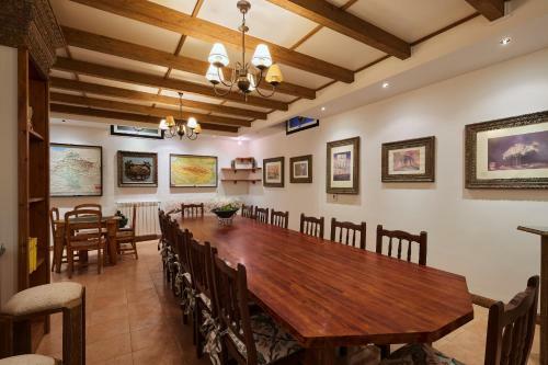 Tuapartamento - Casa En Pantano De Yesa