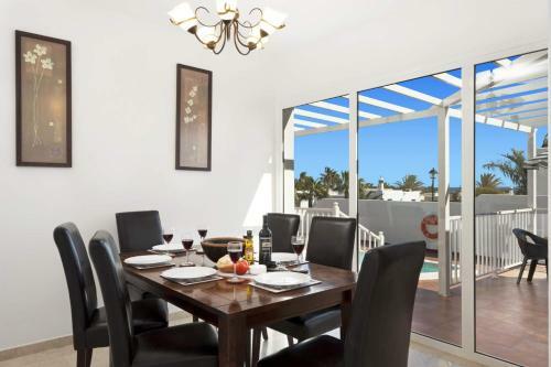 Villa Rosa Mojones Tres By Villa Plus
