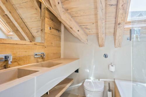 Luderna - Casa Con Jard�n Saboredo