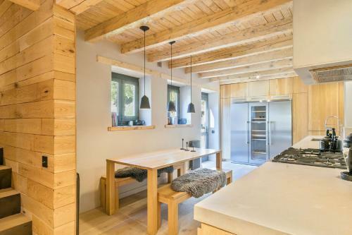 Luderna - Casa Con Jard�n Saboredo