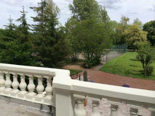 Hotel Hostellerie De Le Wast - Ch�teau Des Tourelles