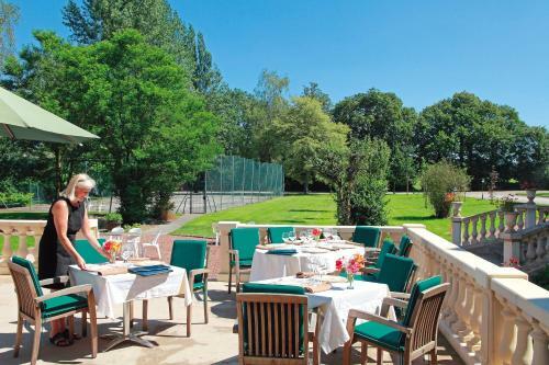 Hotel Hostellerie De Le Wast - Ch�teau Des Tourelles