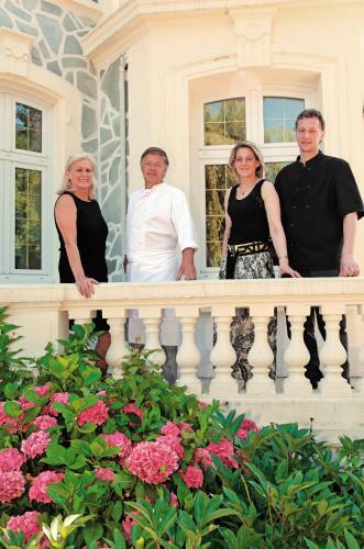 Hotel Hostellerie De Le Wast - Ch�teau Des Tourelles