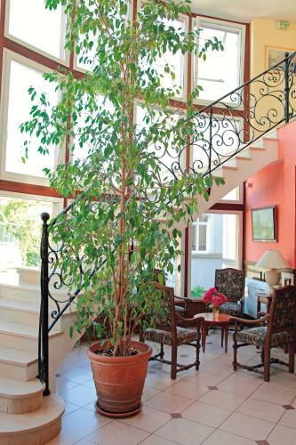 Hotel Hostellerie De Le Wast - Ch�teau Des Tourelles