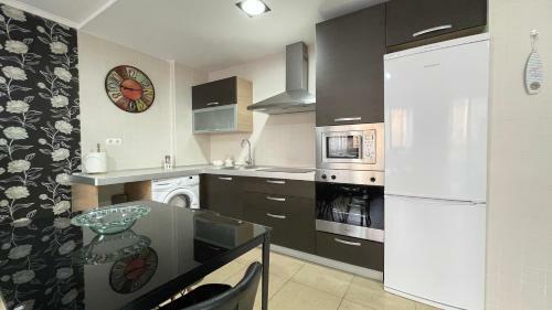 Moderno Apartamento En Residencial Con Piscina