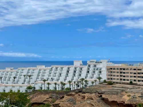 Apartment In Club Paraiso With Ocean View
