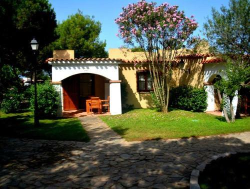 Hotel Porto Pino Club