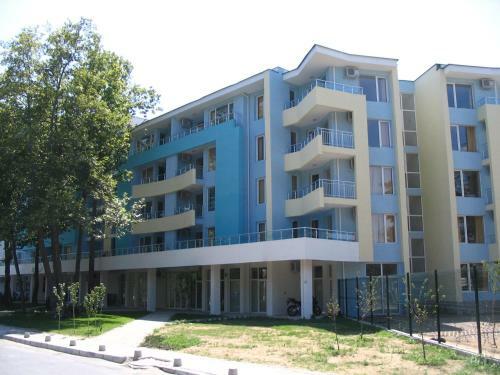 Amazing 2 Bedroom Apartment Next To The Beach