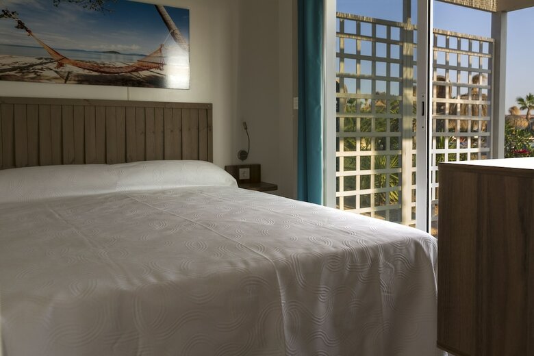 Alannia Costa Blanca