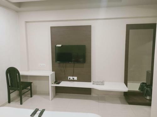 Hotel Airport Inn One
