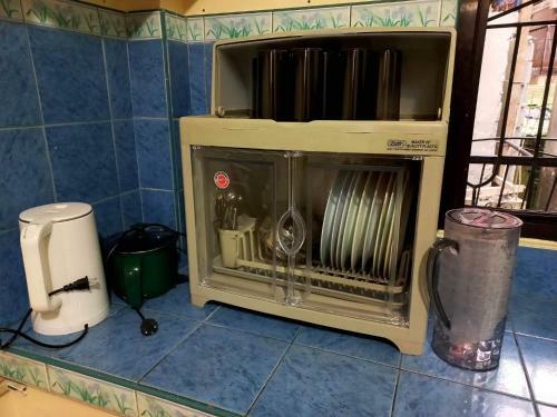 Lovely 4 Bedroom Apartment With Free Parking