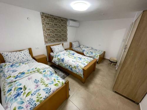 Beautiful Apartment In Deir Hanna