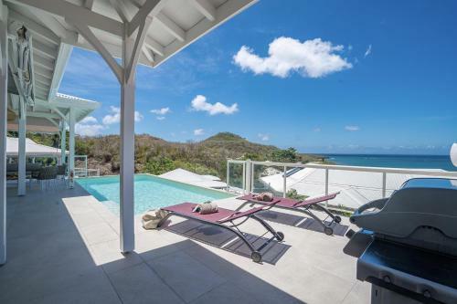 Villa Resplendissante Avec 3ch, Piscine, Vue Mer