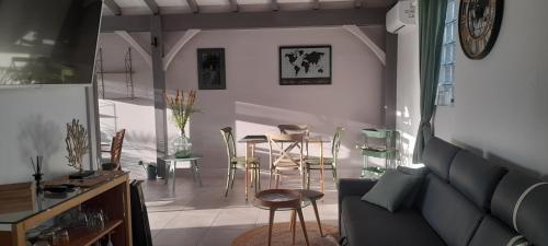 Bungalow Ti Garden Et Son Jacuzzi Priv� � Ste Luce