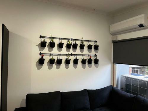 Apartamento Watt's Up Doc Sleeps 2 Modern Wifi Parking