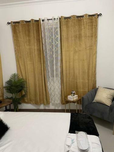 New Kingston Oasis-immaculate 2 Bedroom Apartment