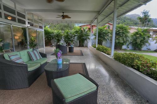 The Hibiscus House