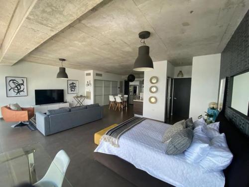 Kasa Skyview Luxury Loft Style 15th Floor Condo