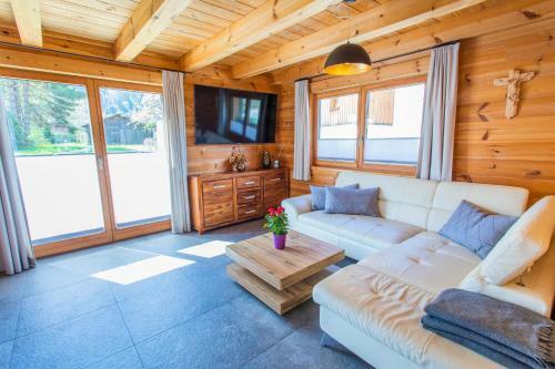 Chalet Huber By Alpenidyll Apartments