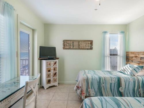 Sandpiper Beachfront Condos By Bender Vacation Rentals