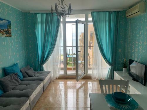 Beautiful Sea View Apartment In Aheloy