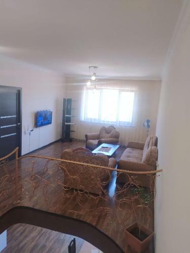 Hostal V$h Guesthouse