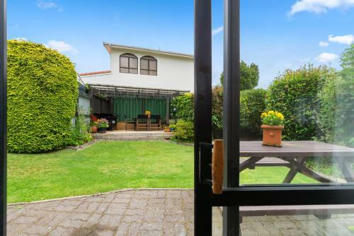 Pomare Cottage - Rotorua Holiday Home