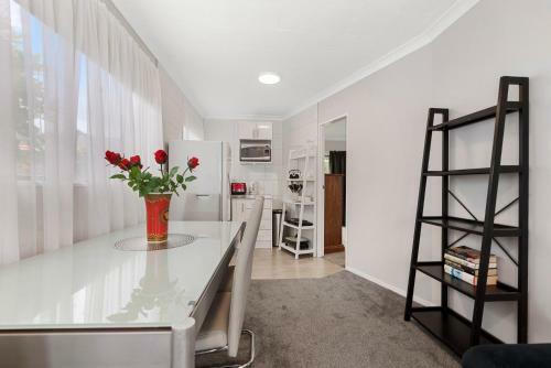 Pomare Cottage - Rotorua Holiday Home