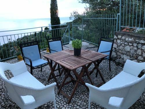 Family Apartments In Palas� Dh�rmi