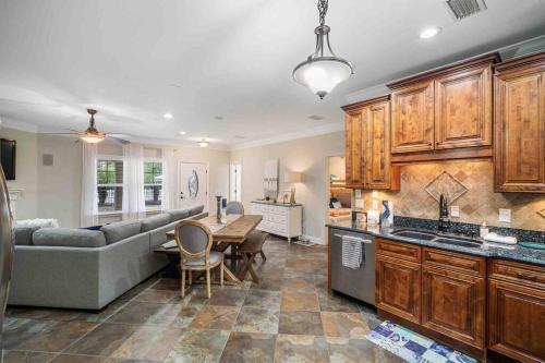Bear Pt Pet Friendly Retreat