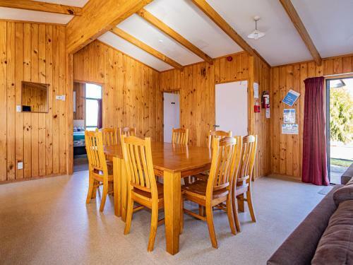 Autsa Lodge - National Park Holiday Home