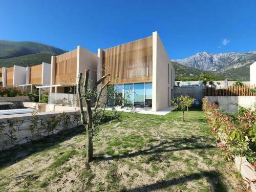 Apartment 143/1, Green Coast