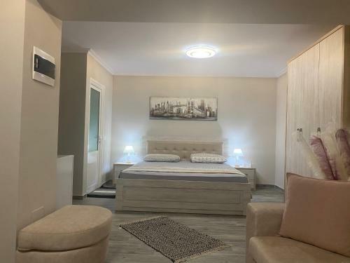 Hostal Rusi Apartments