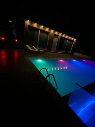 Lr Villa Swimming Pool Gjiri Lalzit